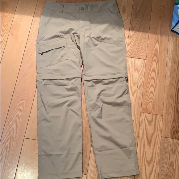 Columbia Pants - NWOT Zip-off Columbia Hiking Pants